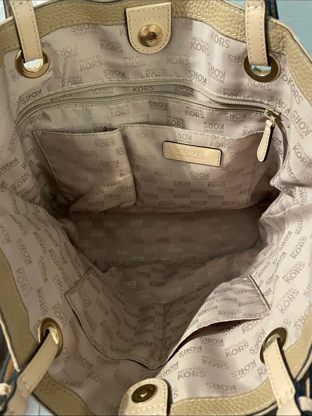 Michael Kors spacious pebbled